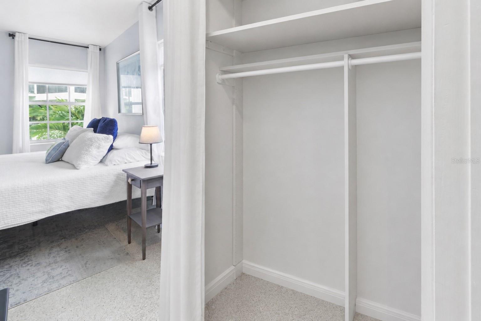 5400 GULF DRIVE APTS - Residential