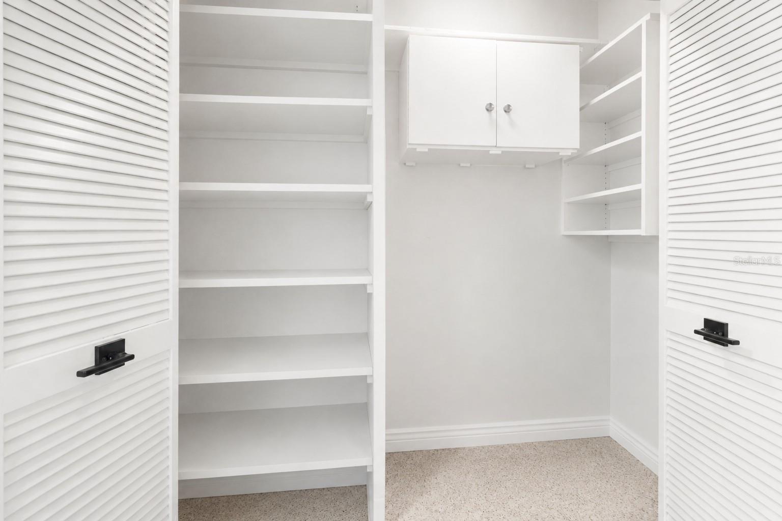 5400 GULF DRIVE APTS - Residential