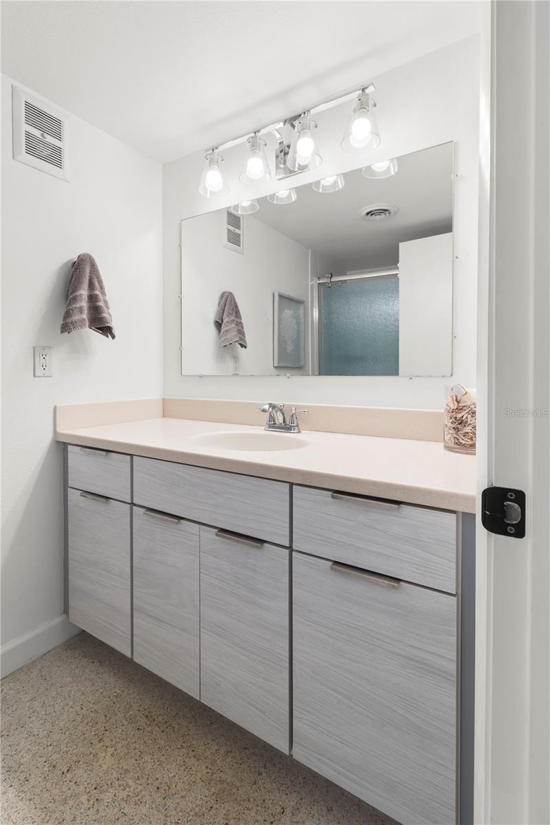 5400 GULF DRIVE APTS - Residential