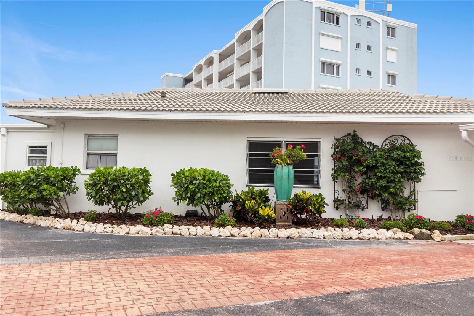 5400 GULF DRIVE APTS - Residential
