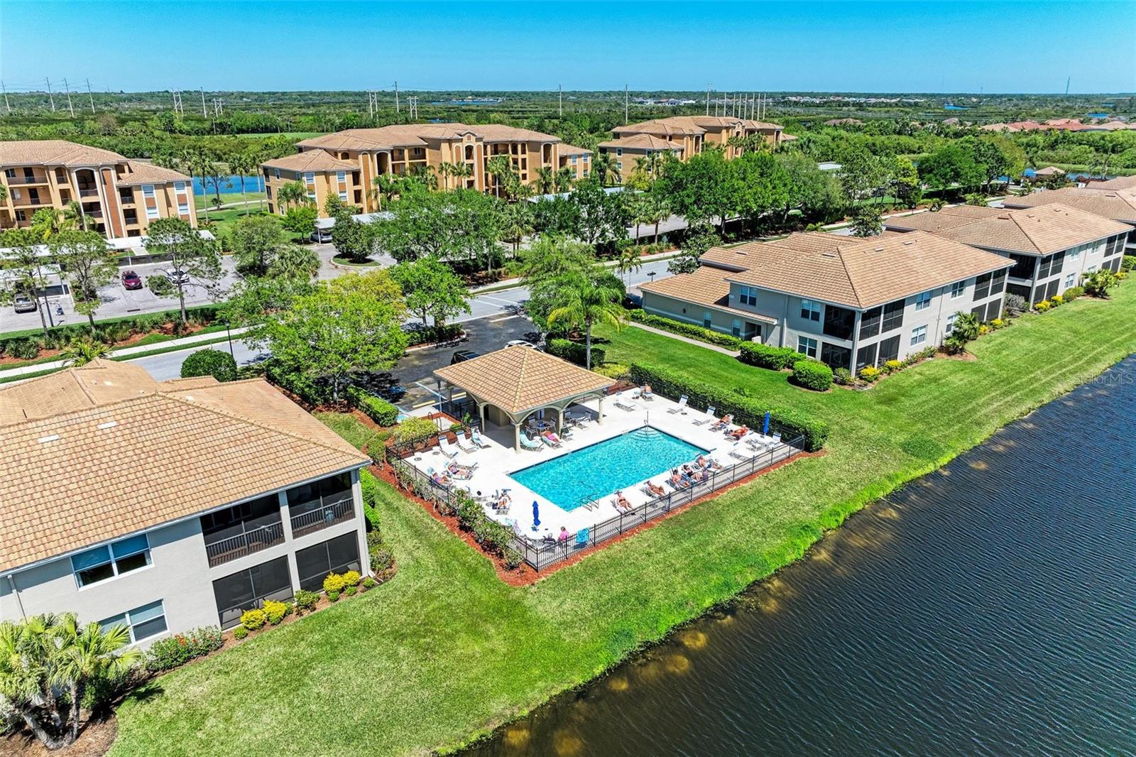 RIVER STRAND - Residential
