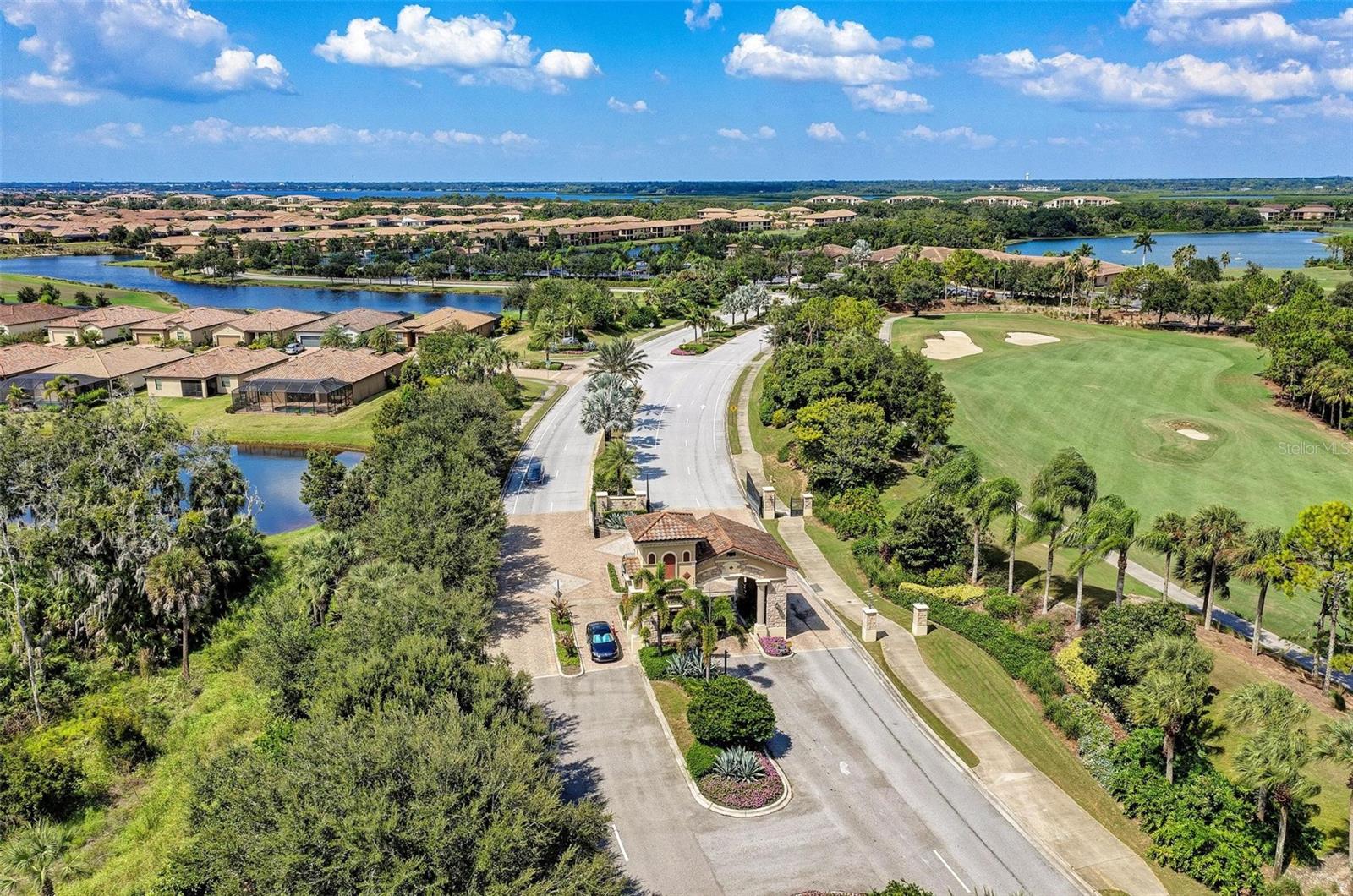 RIVER STRAND - Residential