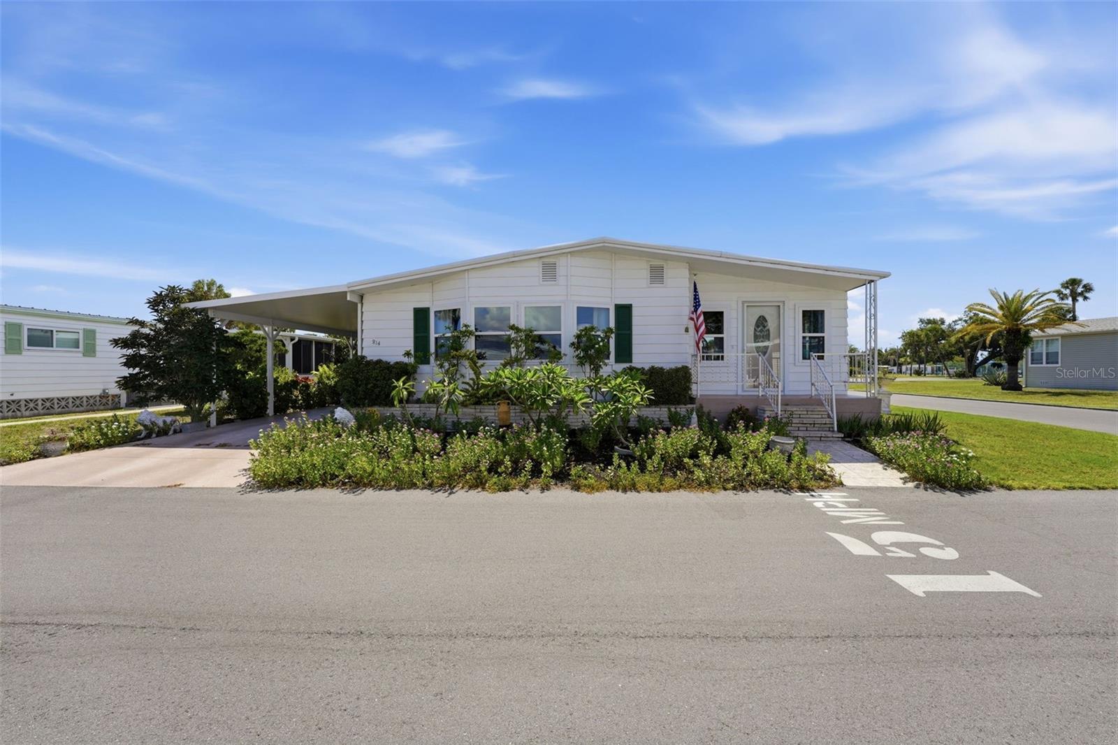VENICE ISLE - Residential