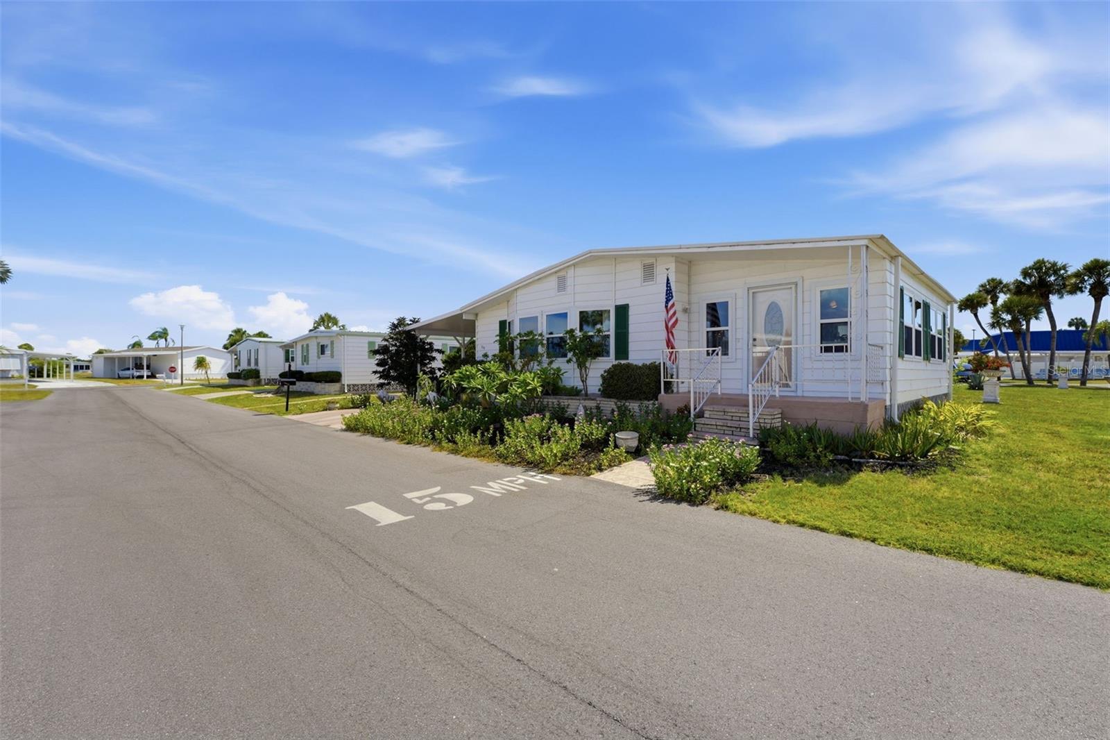 VENICE ISLE - Residential