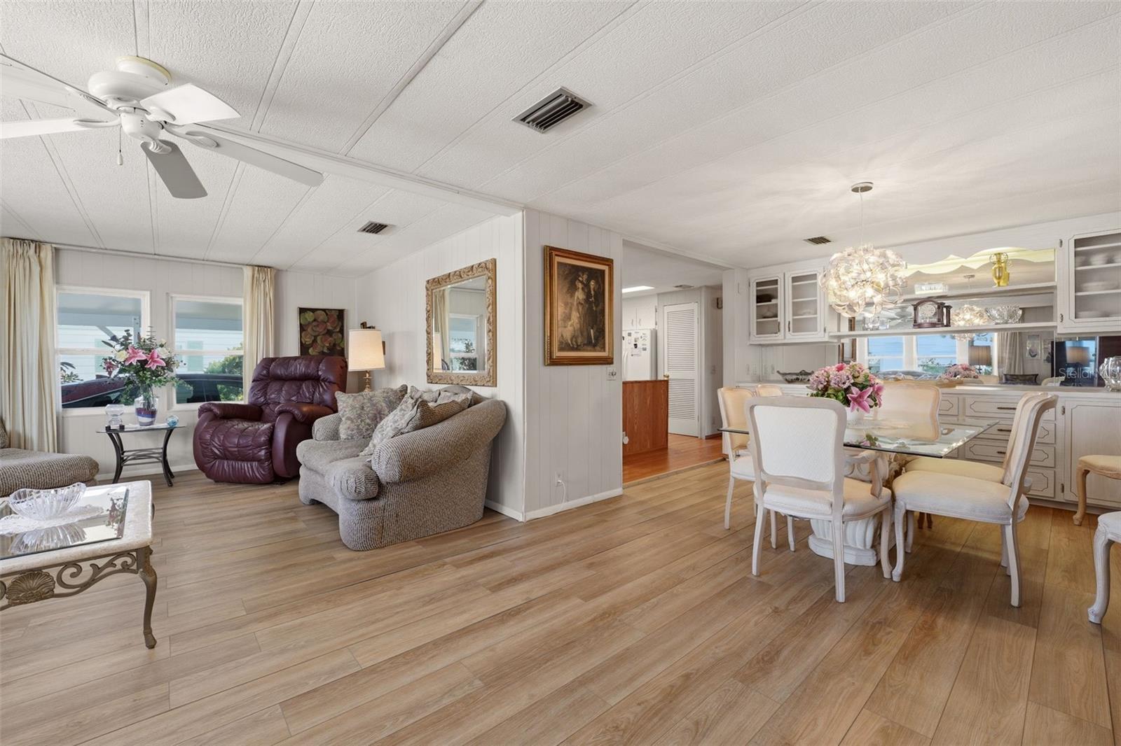 VENICE ISLE - Residential