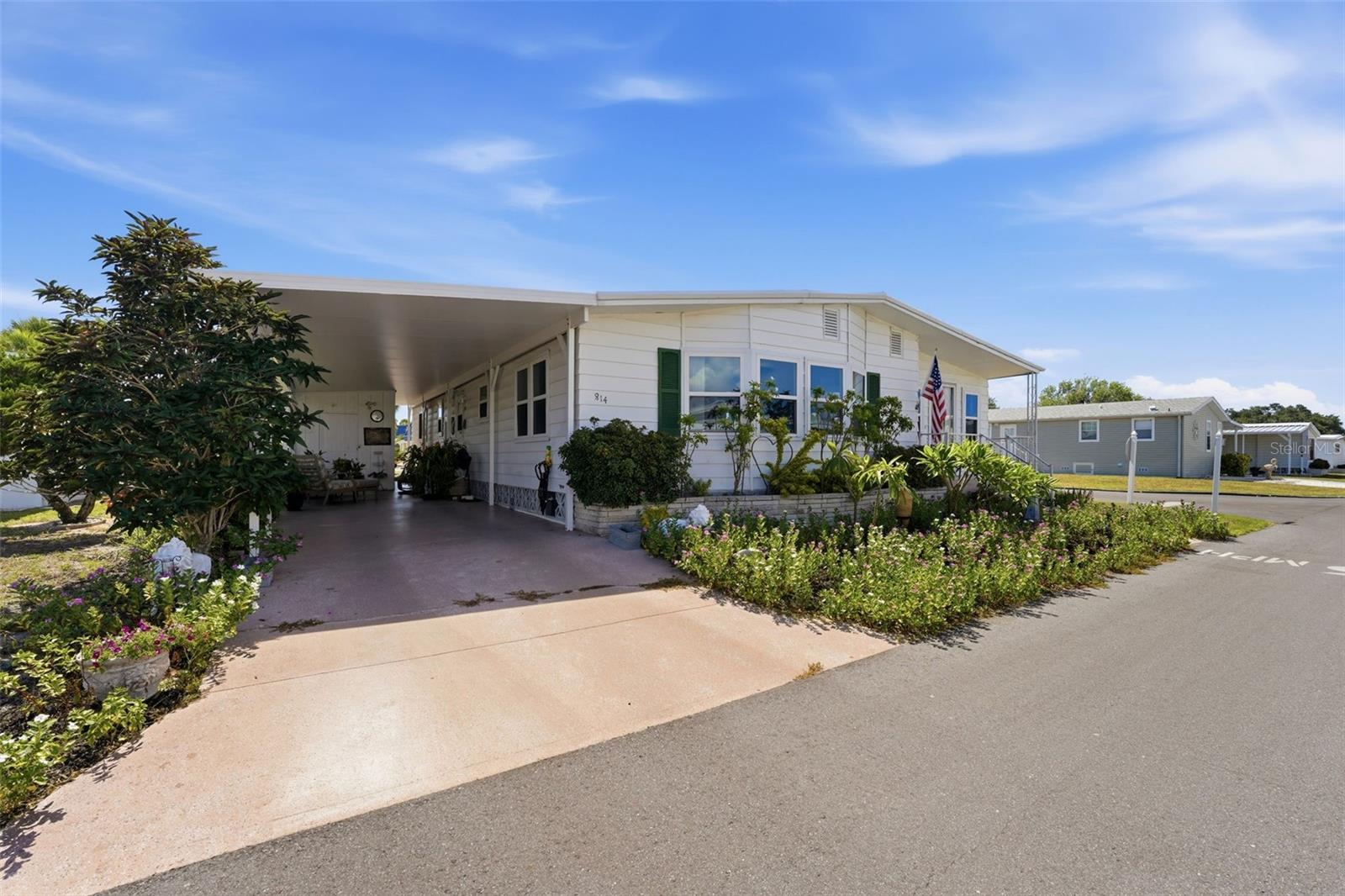 VENICE ISLE - Residential