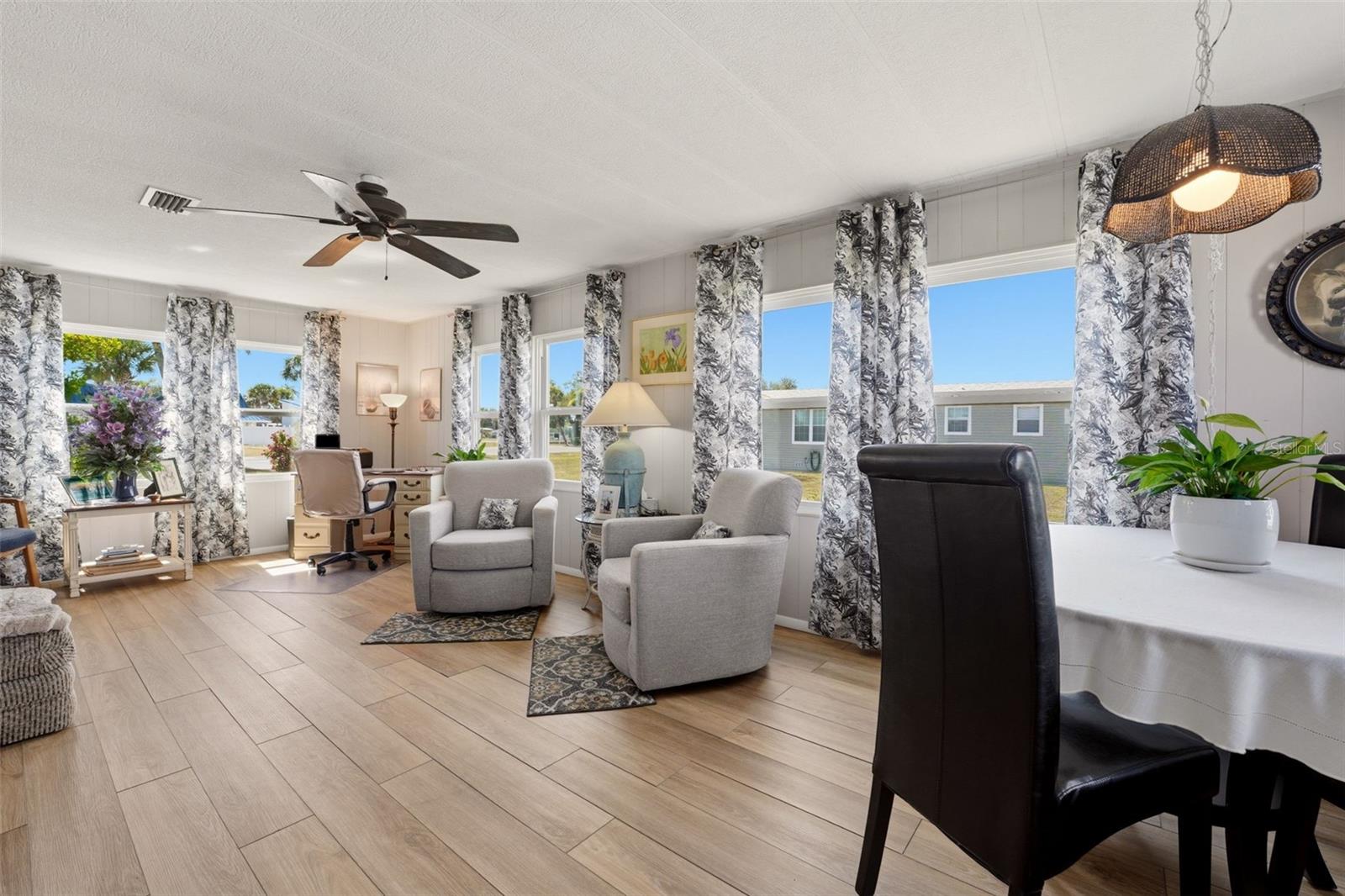 VENICE ISLE - Residential