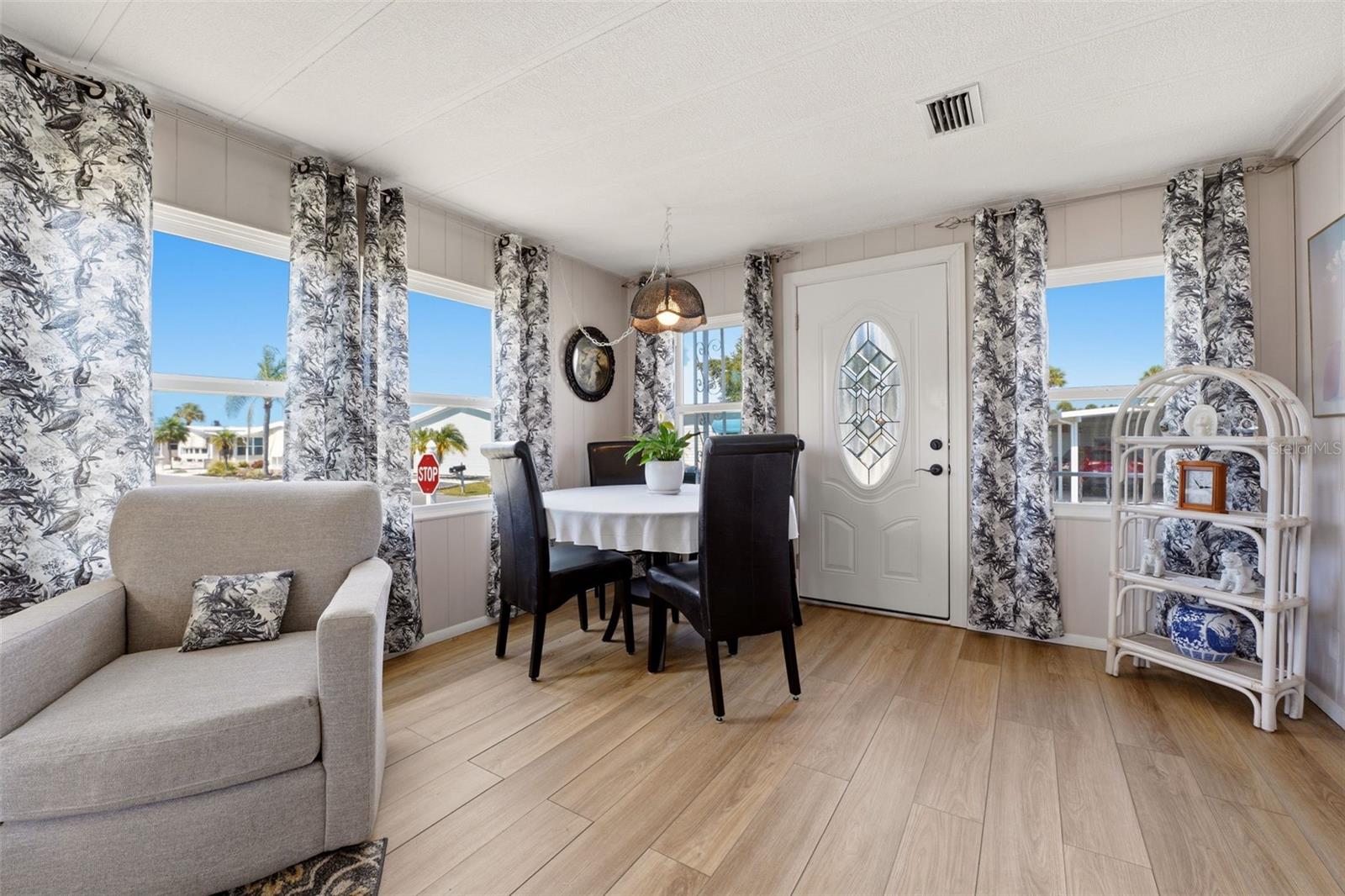 VENICE ISLE - Residential