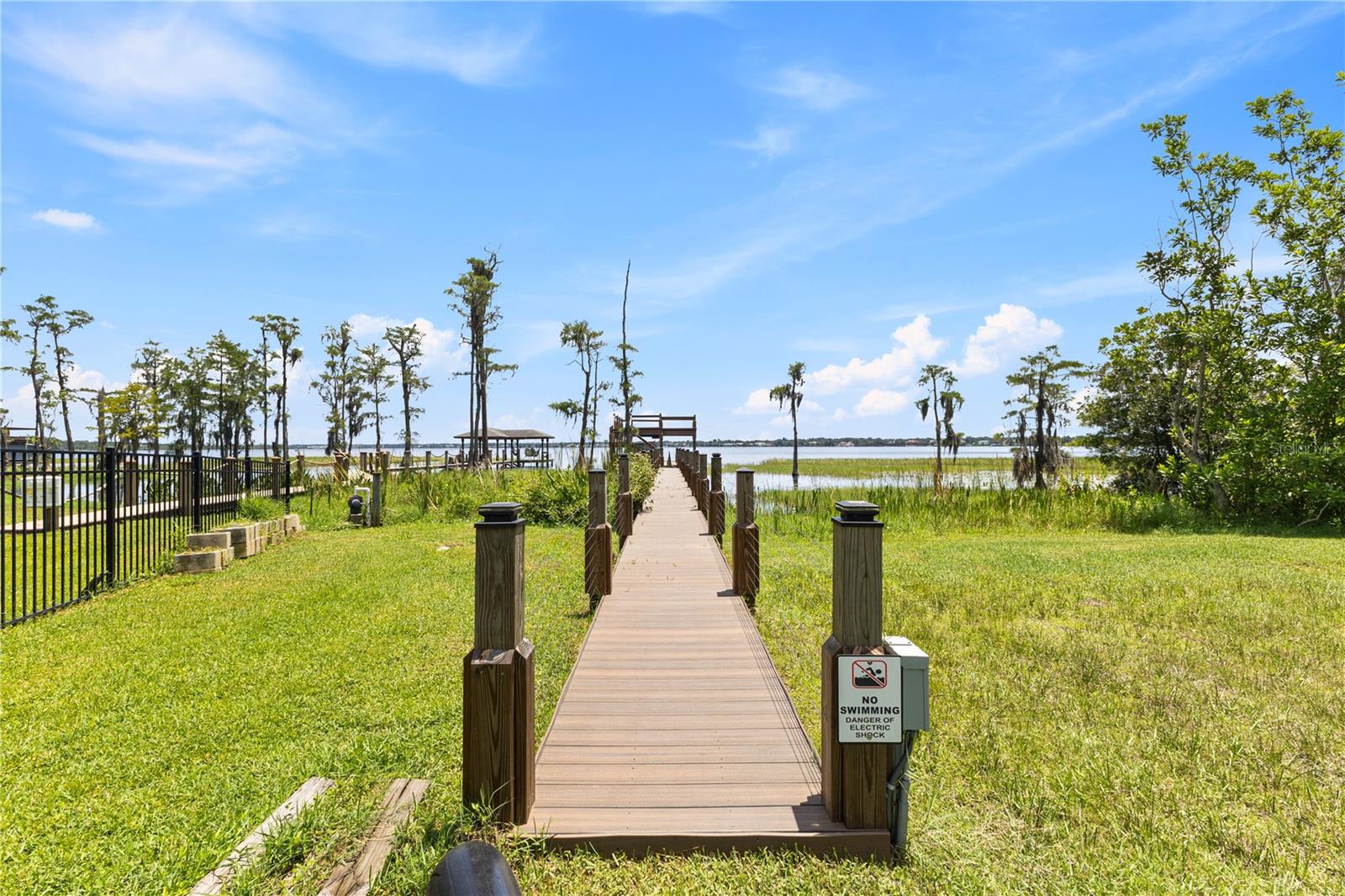 CYPRESS SHORES - Residential Lease