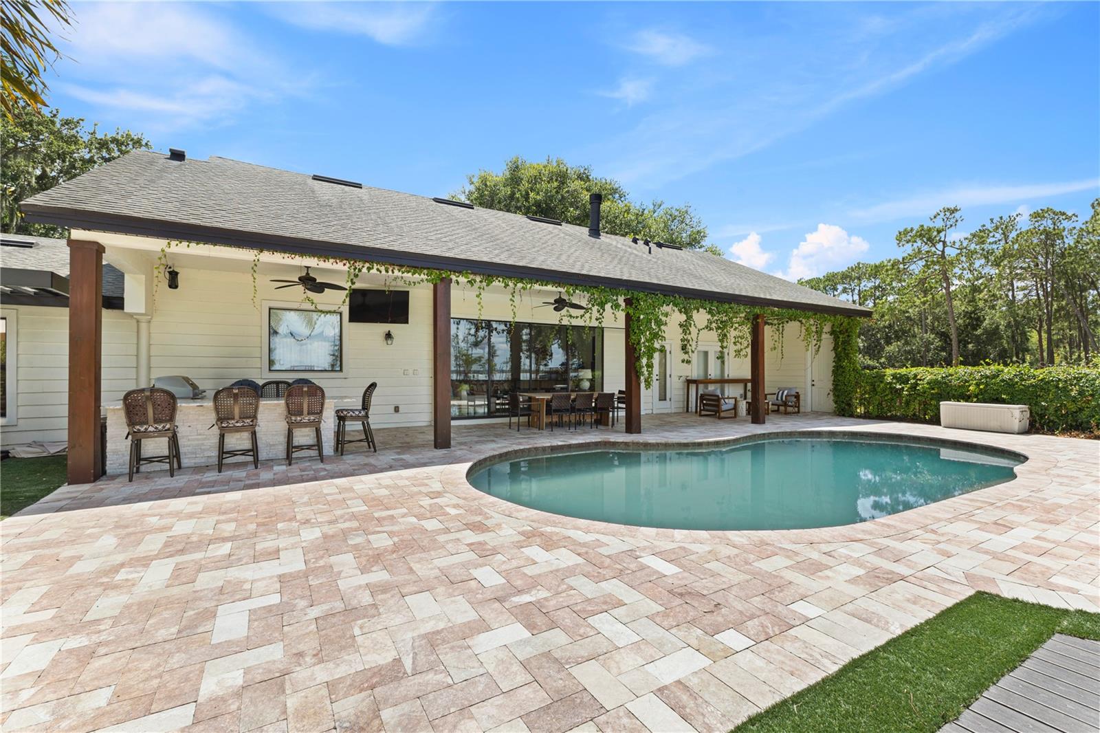 CYPRESS SHORES - Residential Lease