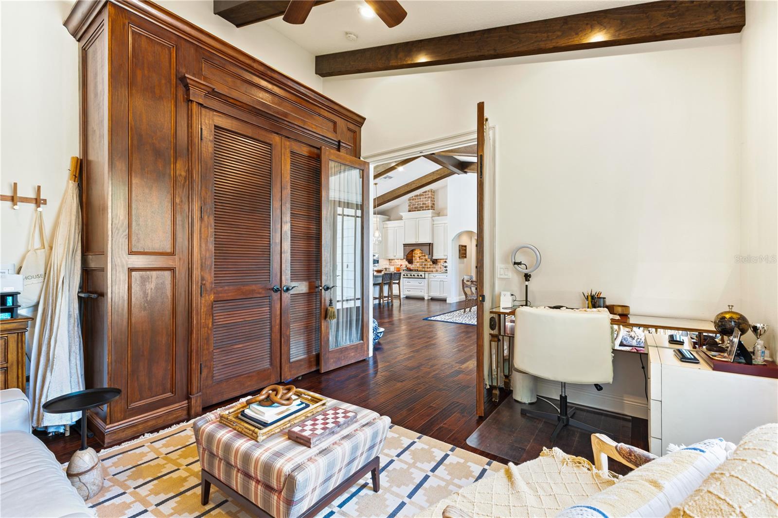 CYPRESS SHORES - Residential Lease
