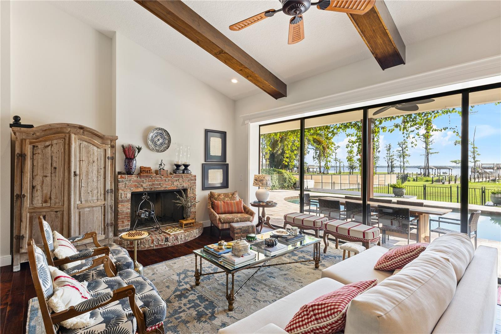 CYPRESS SHORES - Residential Lease