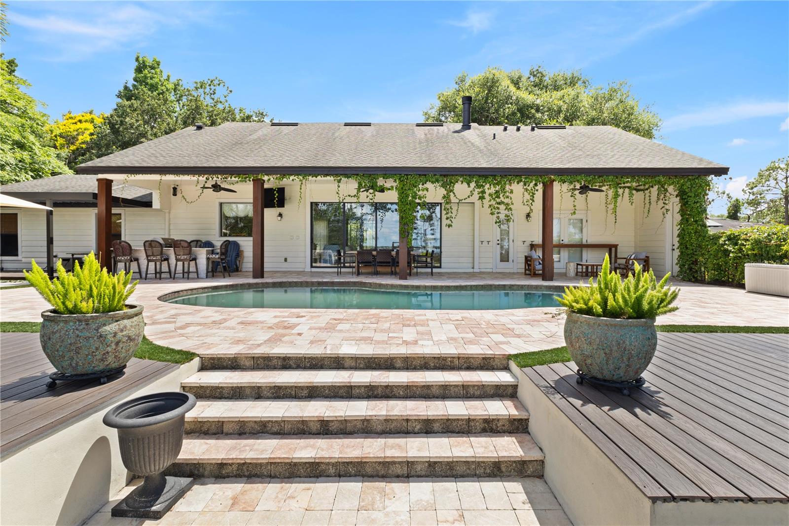 CYPRESS SHORES - Residential Lease