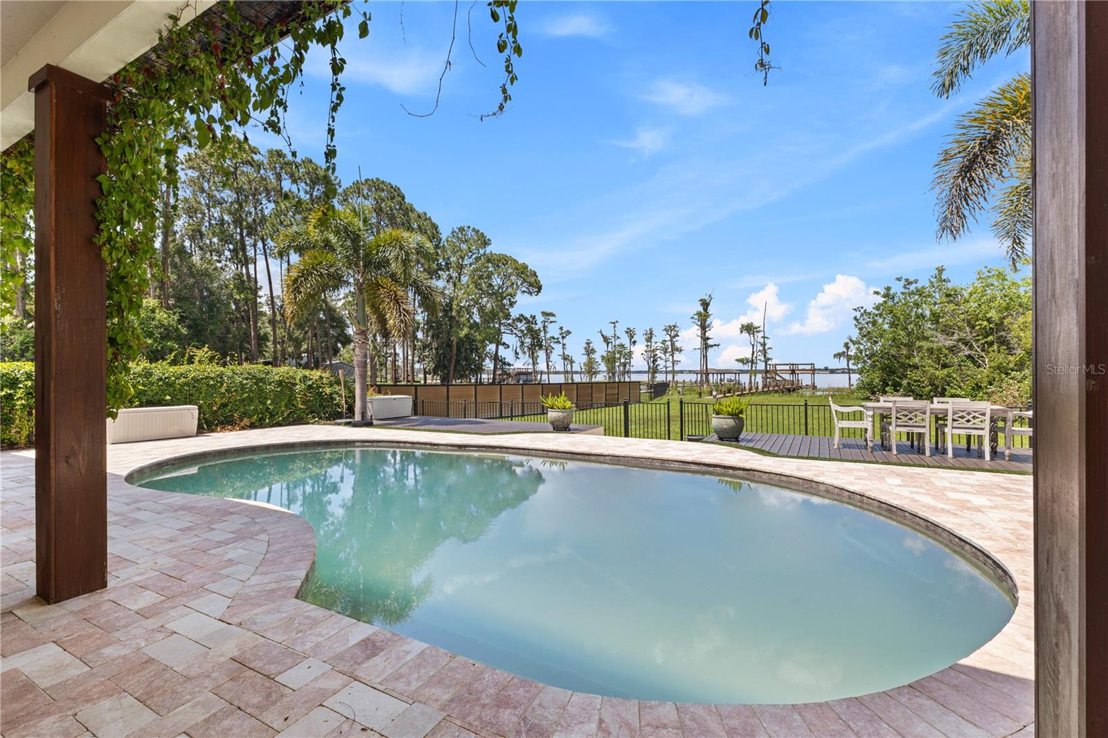 CYPRESS SHORES - Residential Lease
