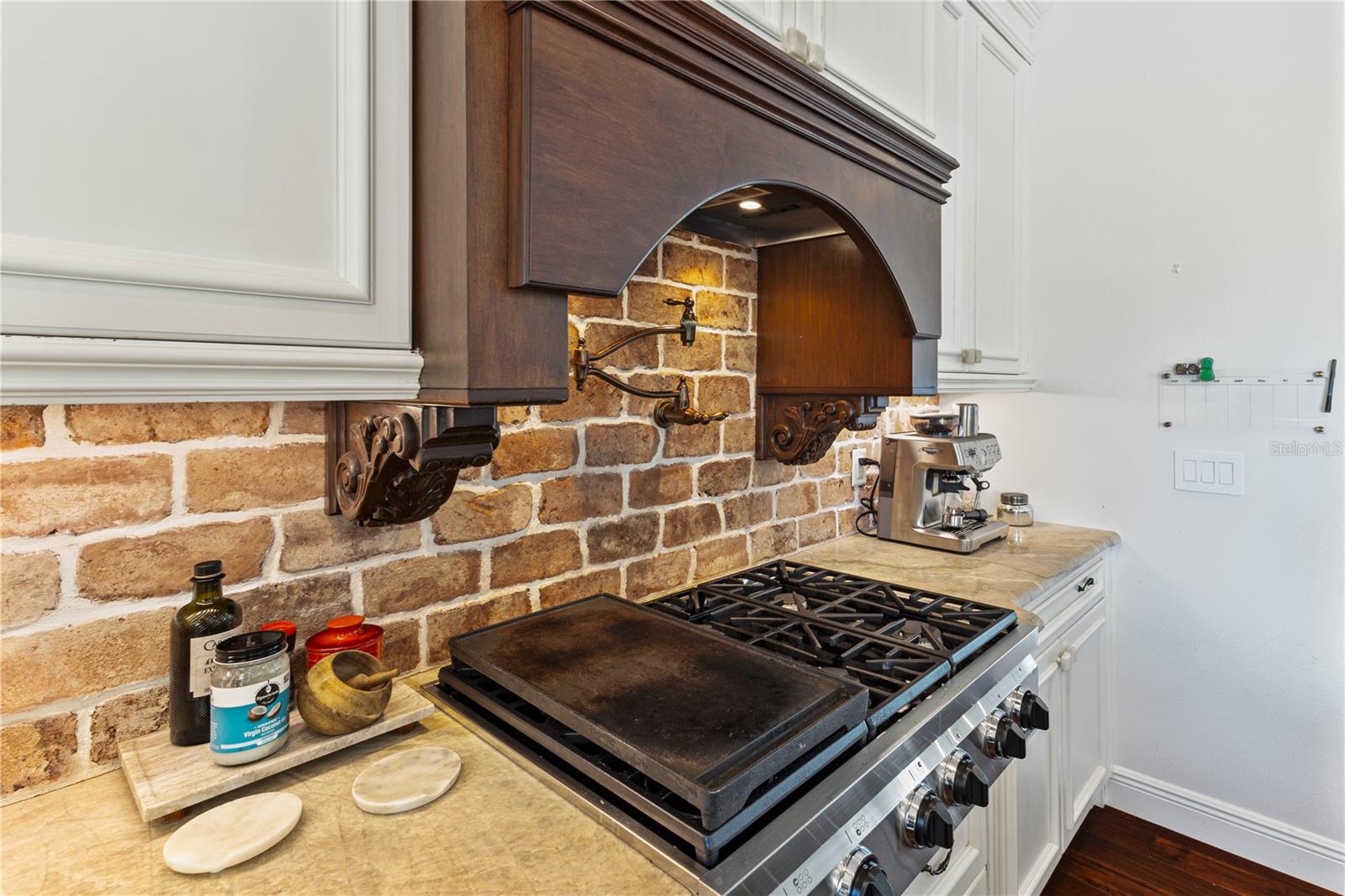 CYPRESS SHORES - Residential Lease