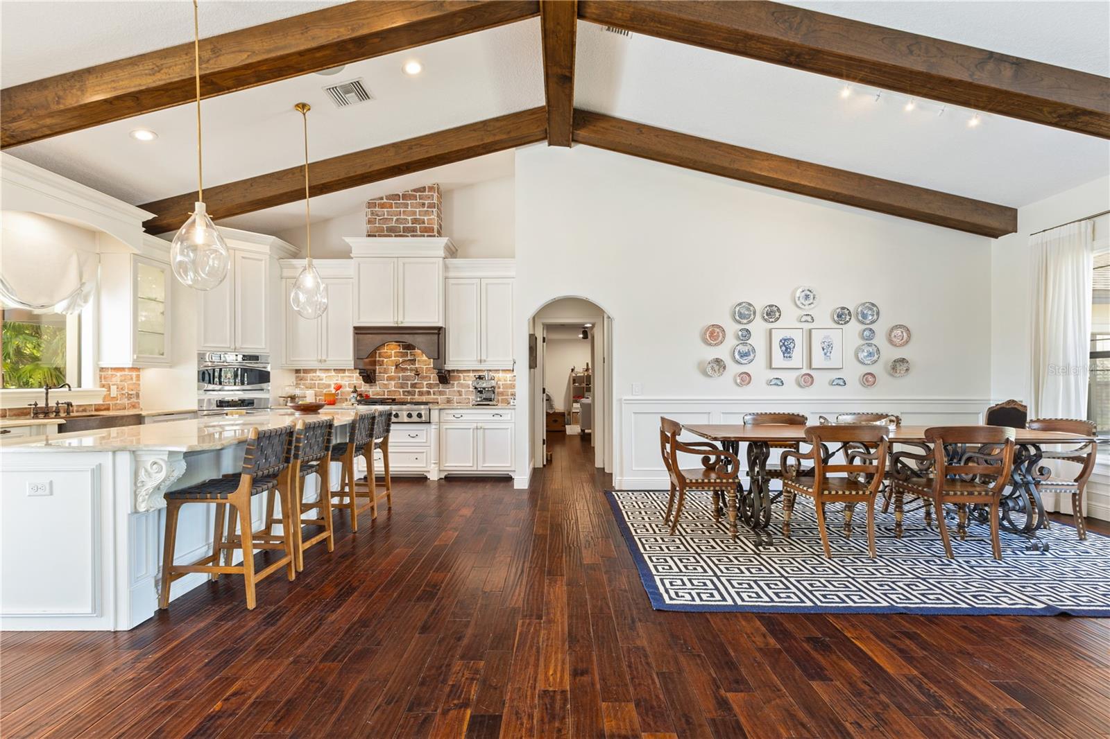 CYPRESS SHORES - Residential Lease