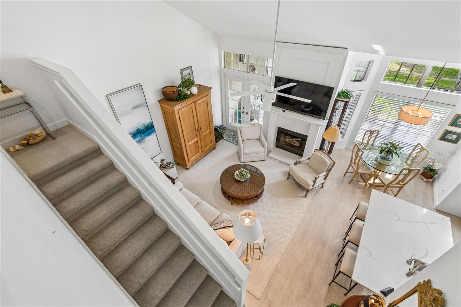 BARCLAY PLACE A CONDOMINIUM - Residential