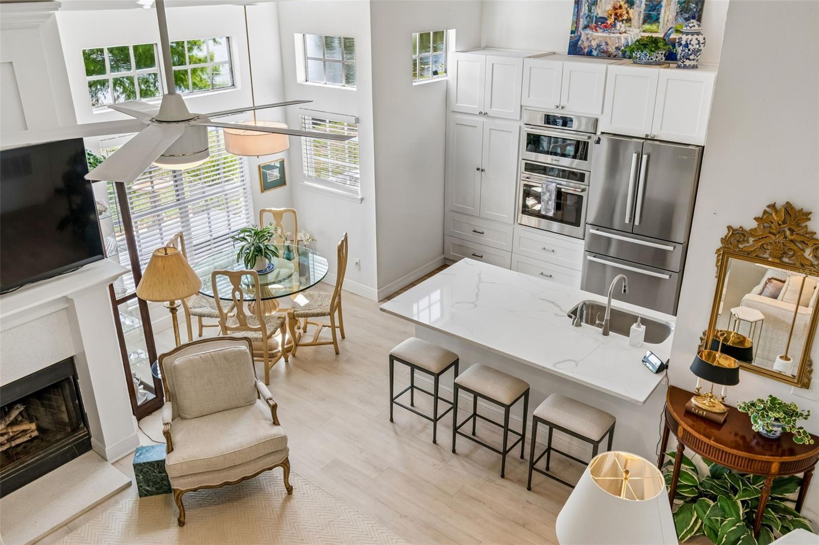BARCLAY PLACE A CONDOMINIUM - Residential