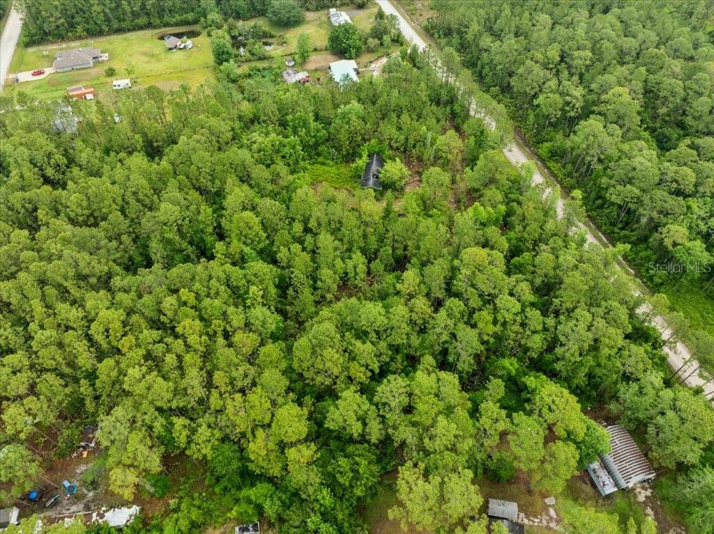 DAYTONA NORTH SUB - Land