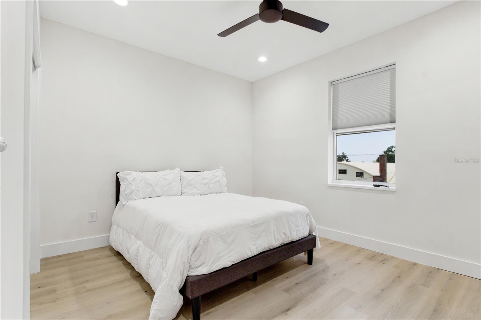 ROSEBURY PARK W/2 LOT 9 LESS S 3 FT FOR RD BLOCK6 - Residential