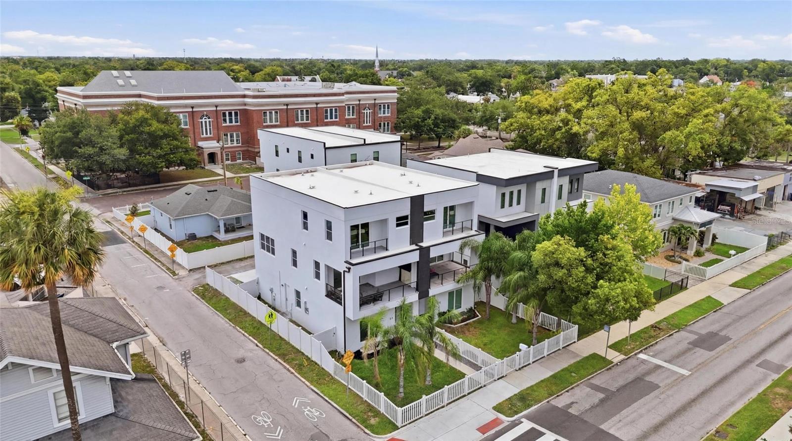 ROSEBURY PARK W/2 LOT 9 LESS S 3 FT FOR RD BLOCK6 - Residential