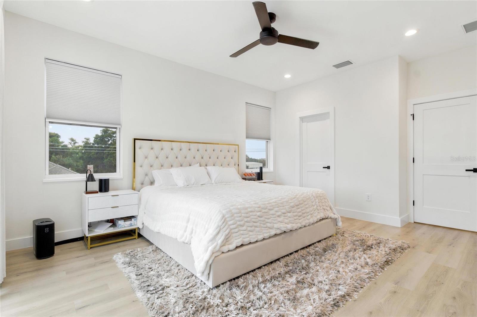 ROSEBURY PARK W/2 LOT 9 LESS S 3 FT FOR RD BLOCK6 - Residential