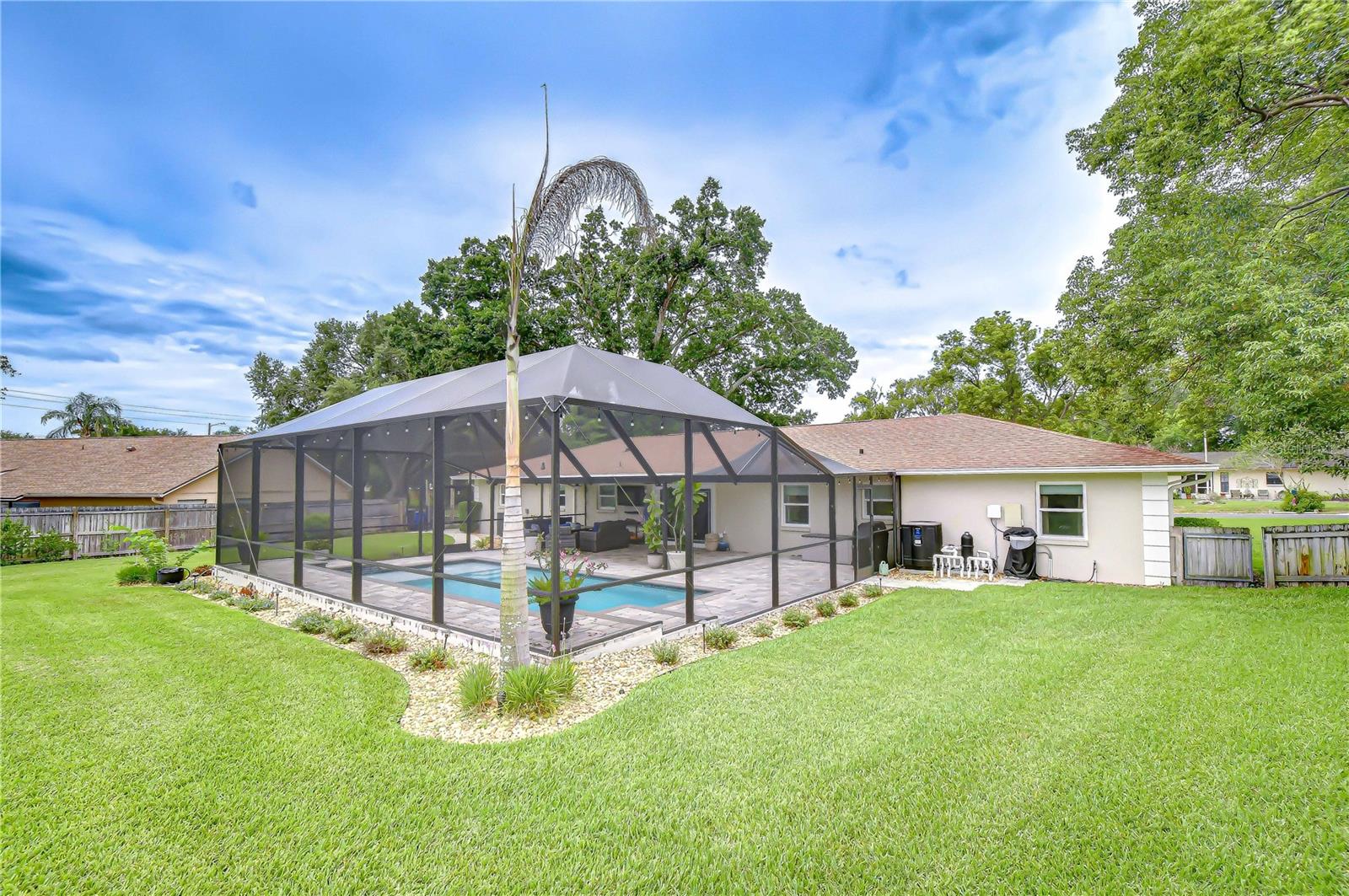 PARKWOOD MANOR 1ST ADD - Residential