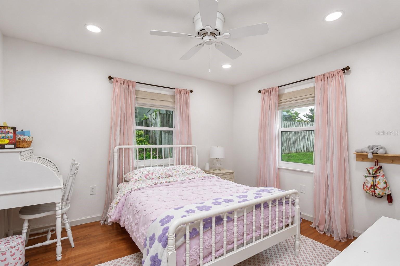 PARKWOOD MANOR 1ST ADD - Residential