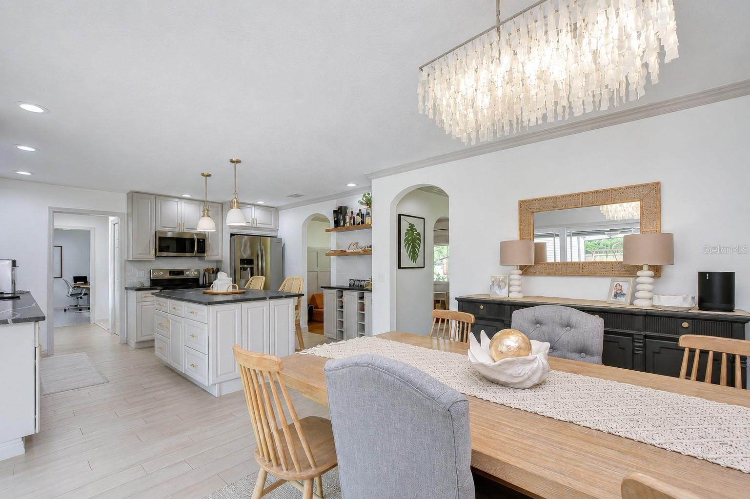 PARKWOOD MANOR 1ST ADD - Residential
