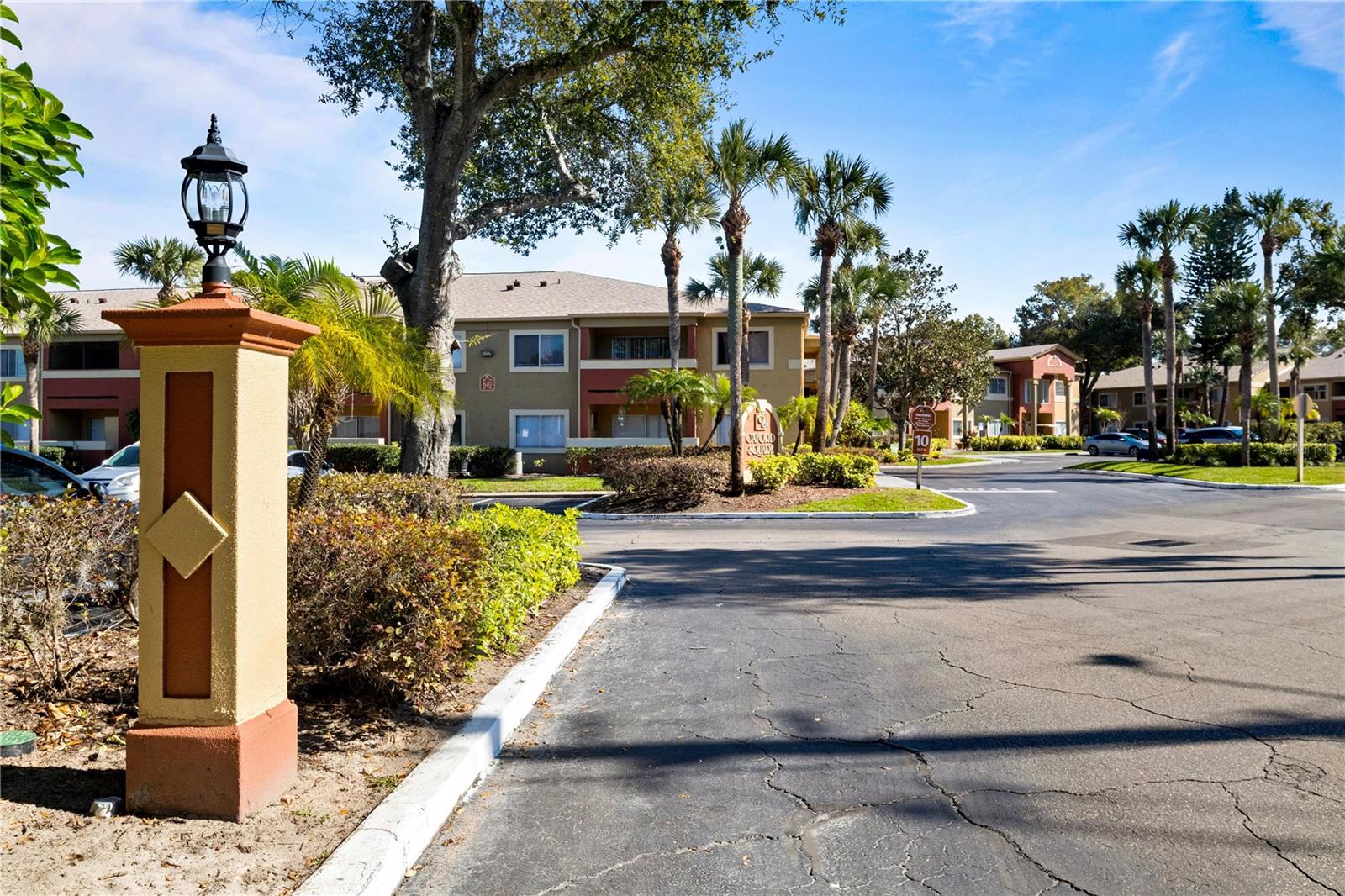 OXFORD SQUARE CONDO - Residential