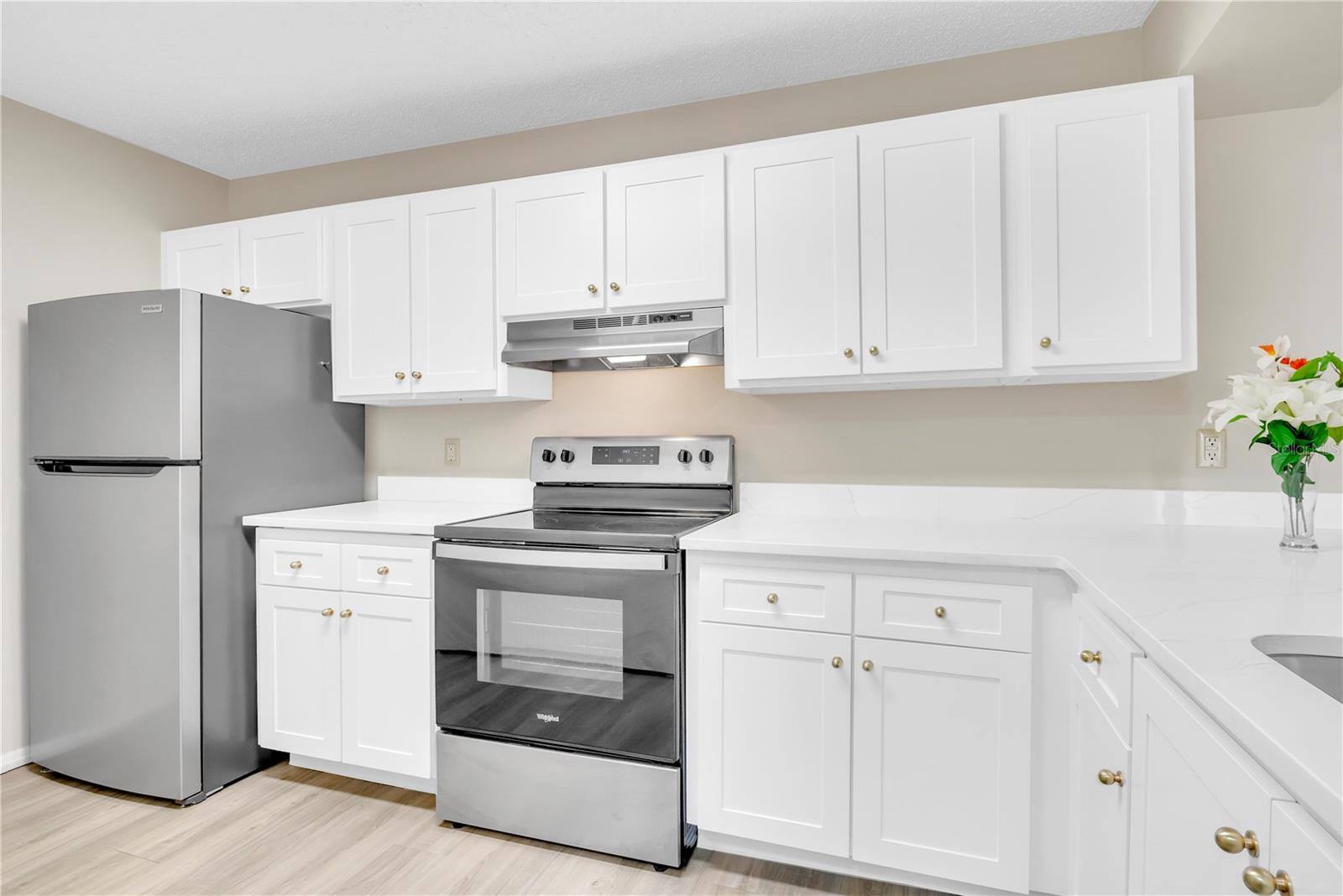 OXFORD SQUARE CONDO - Residential