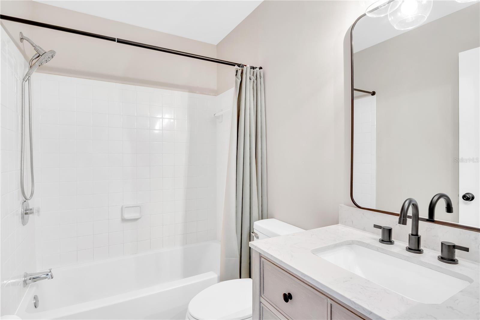 OXFORD SQUARE CONDO - Residential