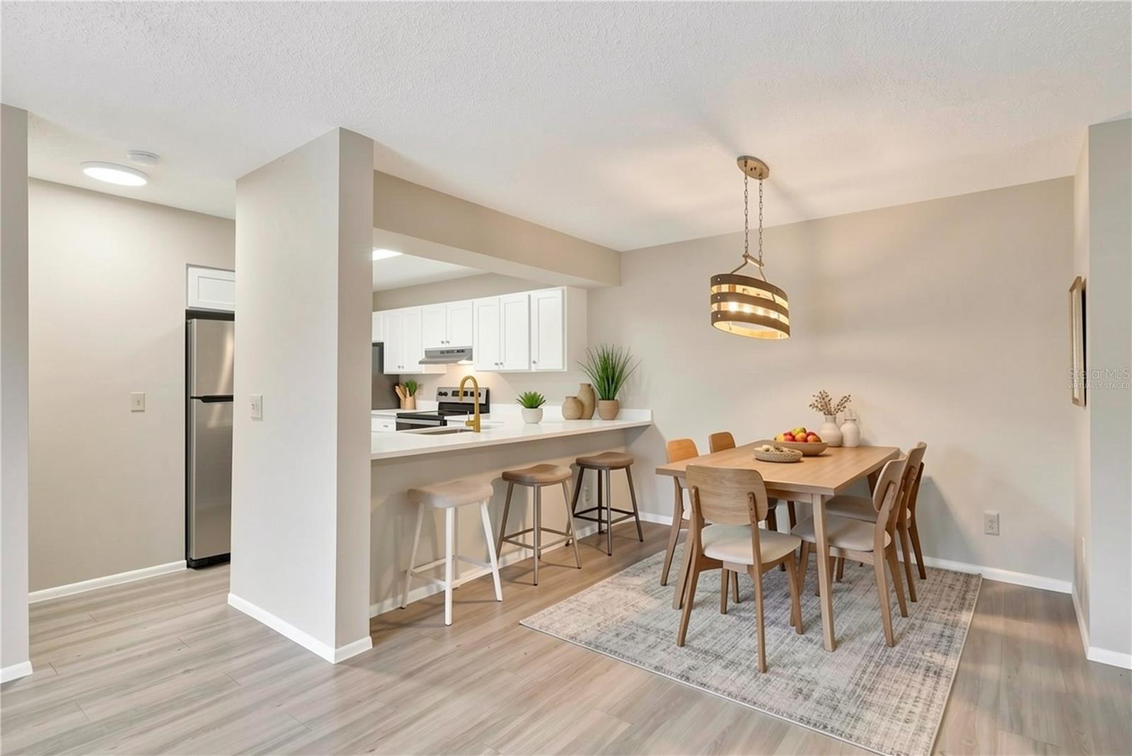 OXFORD SQUARE CONDO - Residential