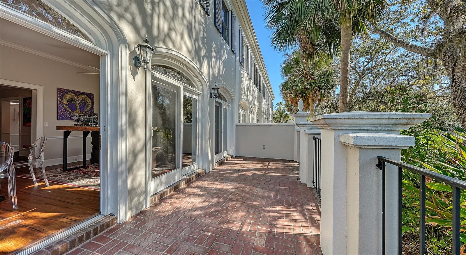 OAKS - Residential