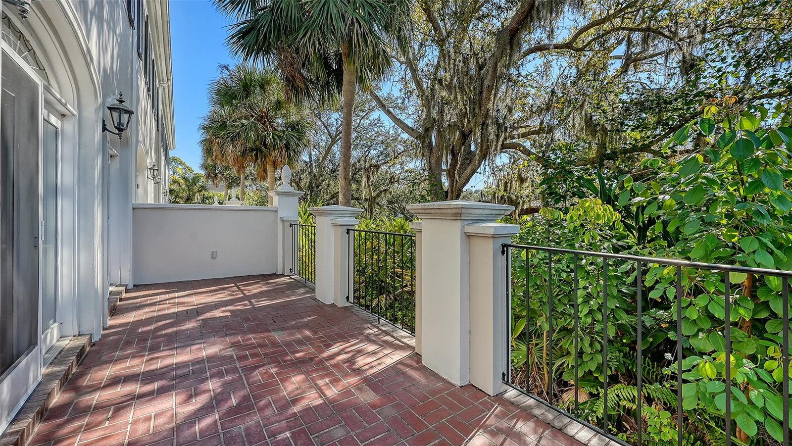 OAKS - Residential