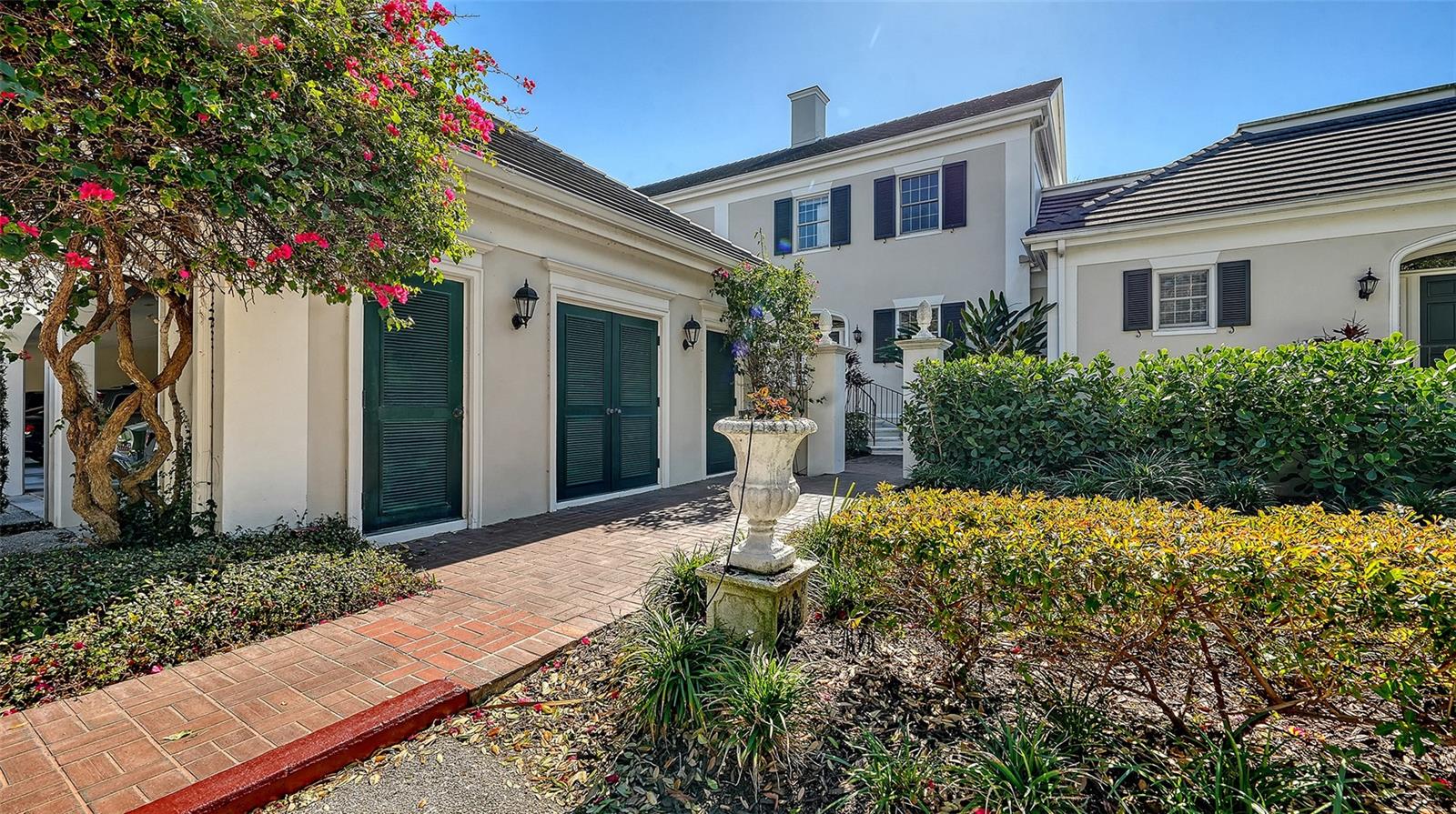 OAKS - Residential