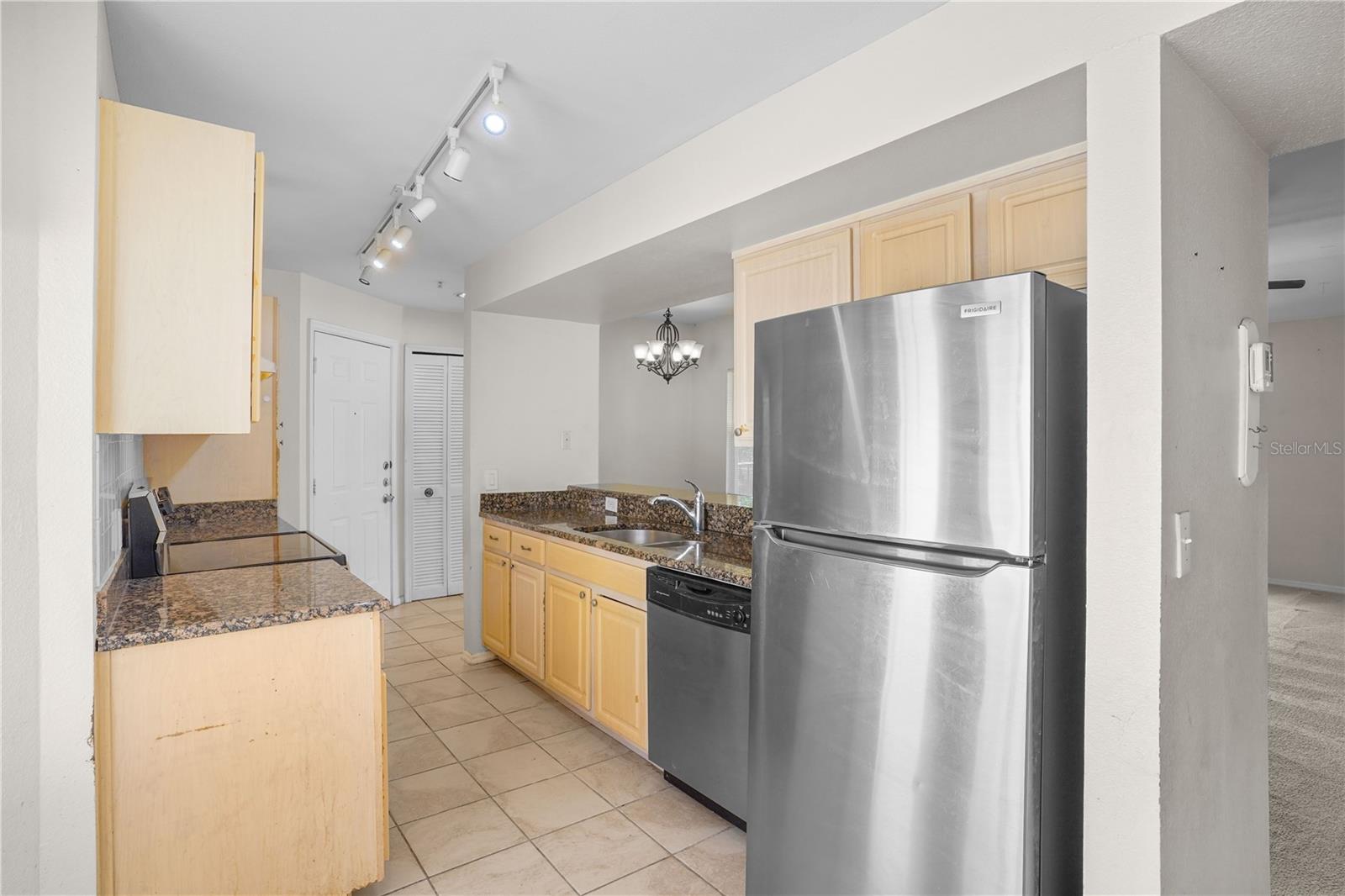 RESIDENCES AT SABAL POINT A CONDO - Residential