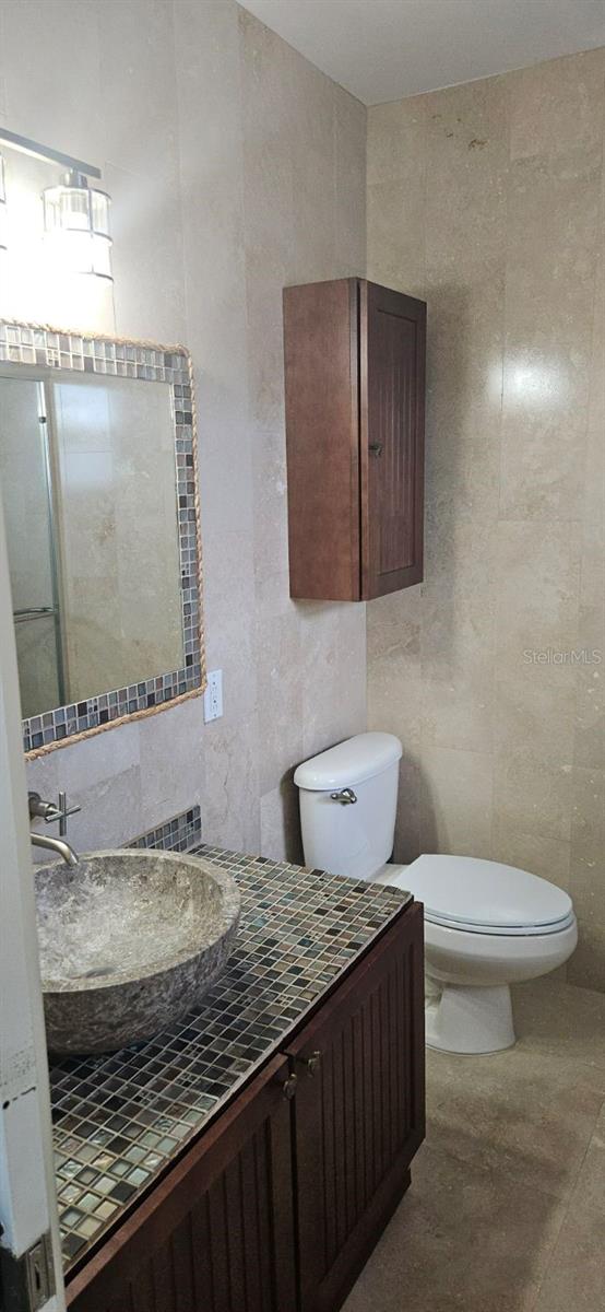 BAY POINTE CONDO - Residential Lease