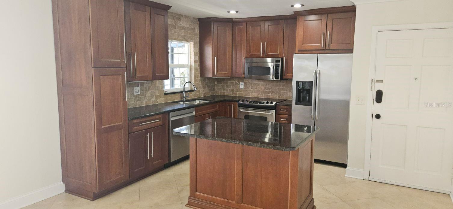 BAY POINTE CONDO - Residential Lease