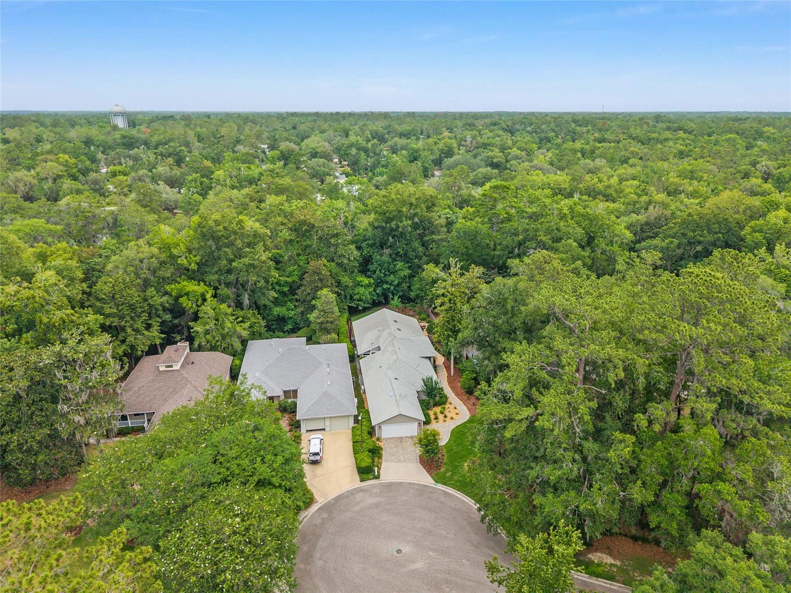 COLONY PARK - Residential