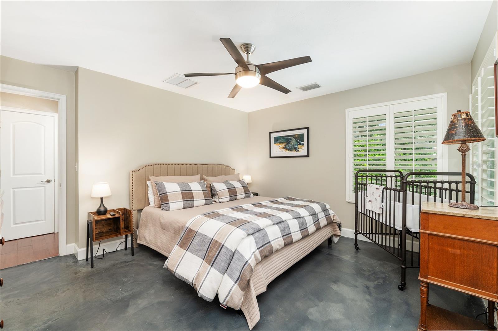 COLONY PARK - Residential