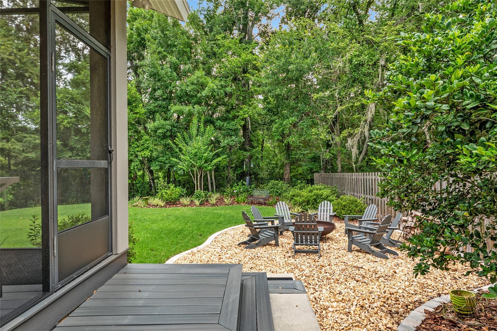 COLONY PARK - Residential
