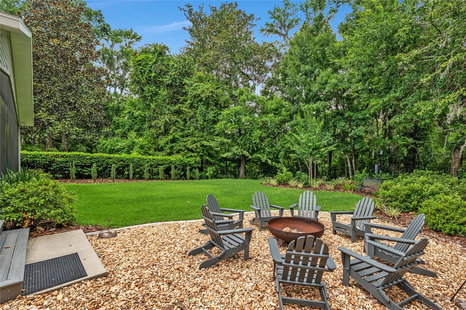 COLONY PARK - Residential
