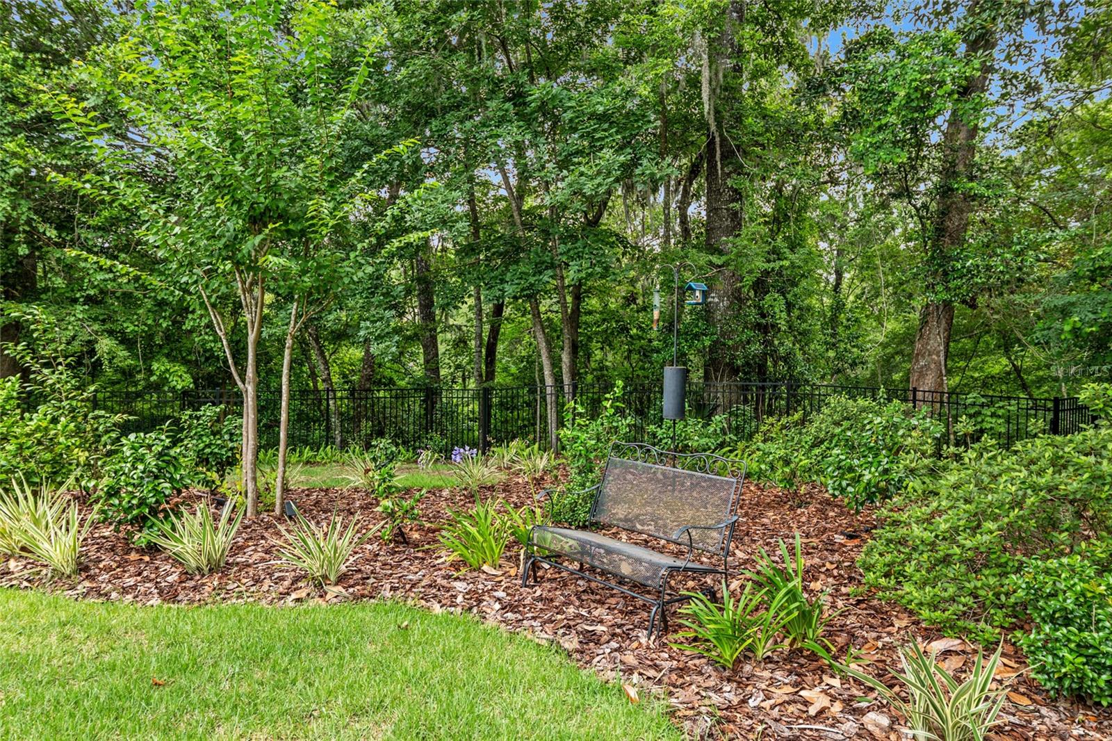 COLONY PARK - Residential