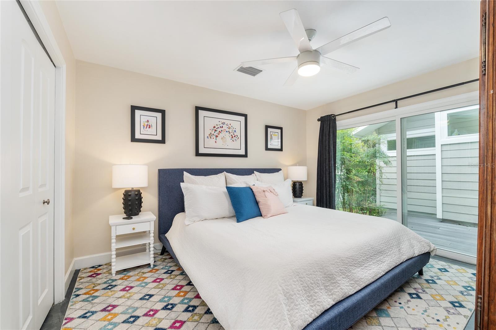 COLONY PARK - Residential