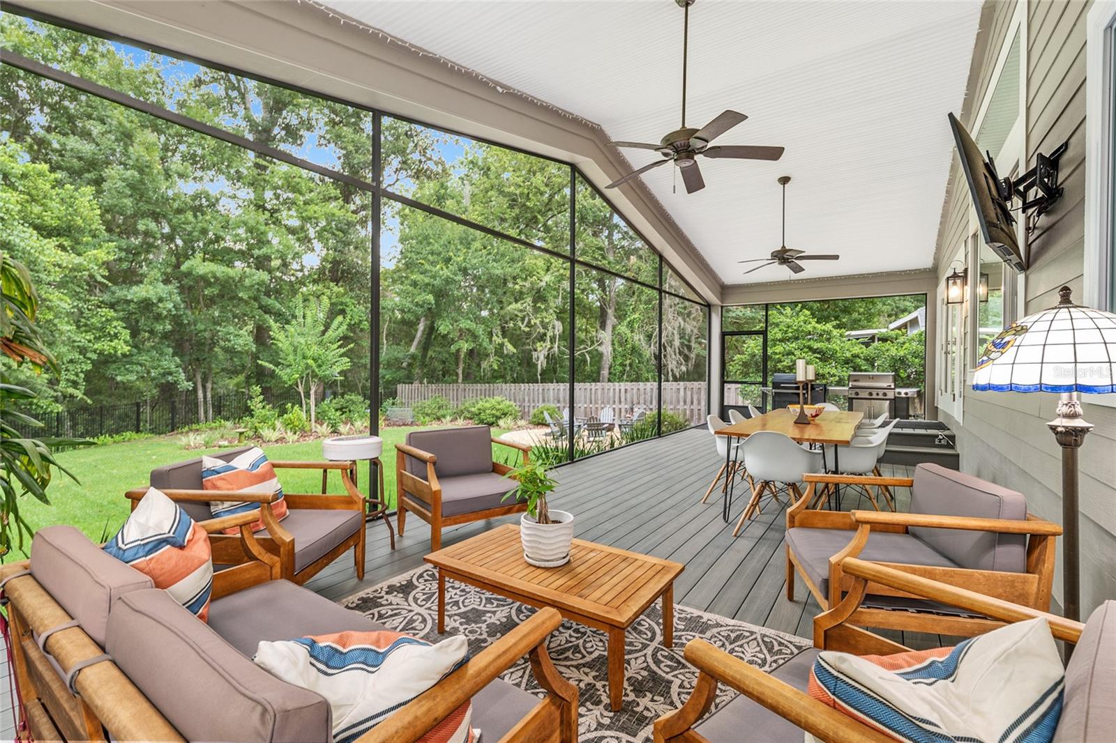 COLONY PARK - Residential