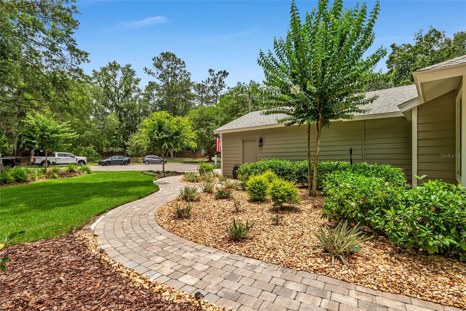 COLONY PARK - Residential