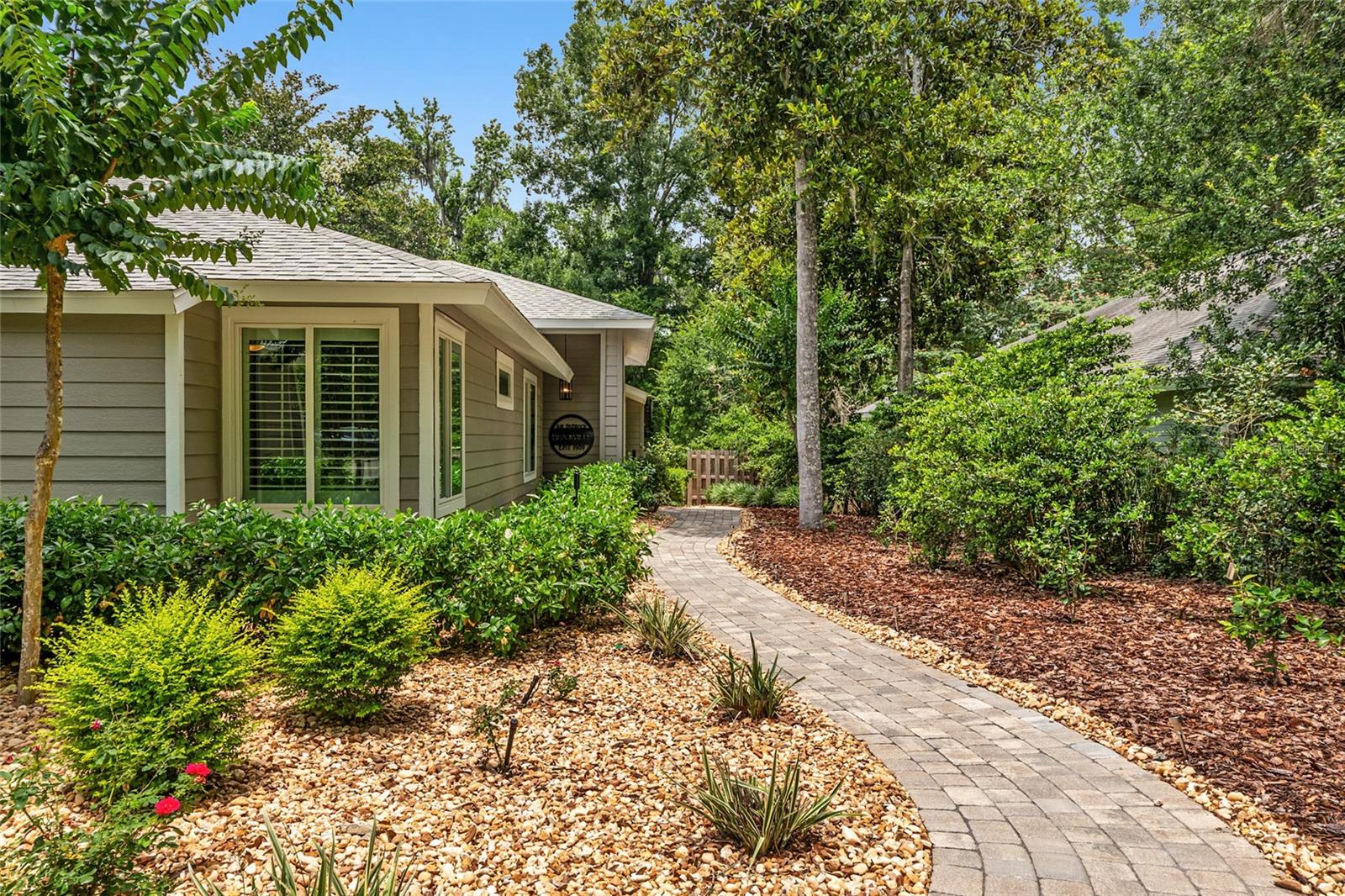 COLONY PARK - Residential
