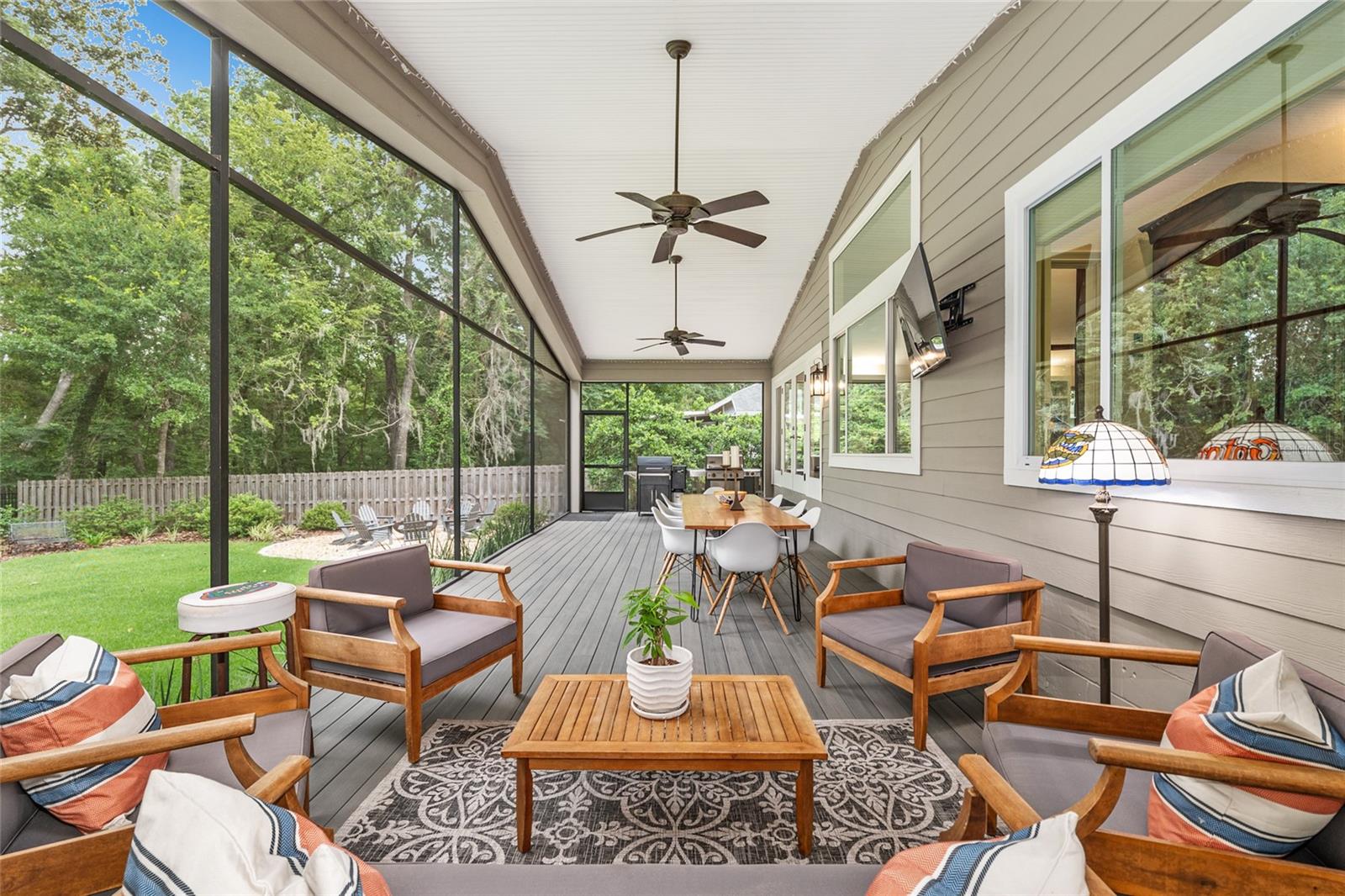COLONY PARK - Residential