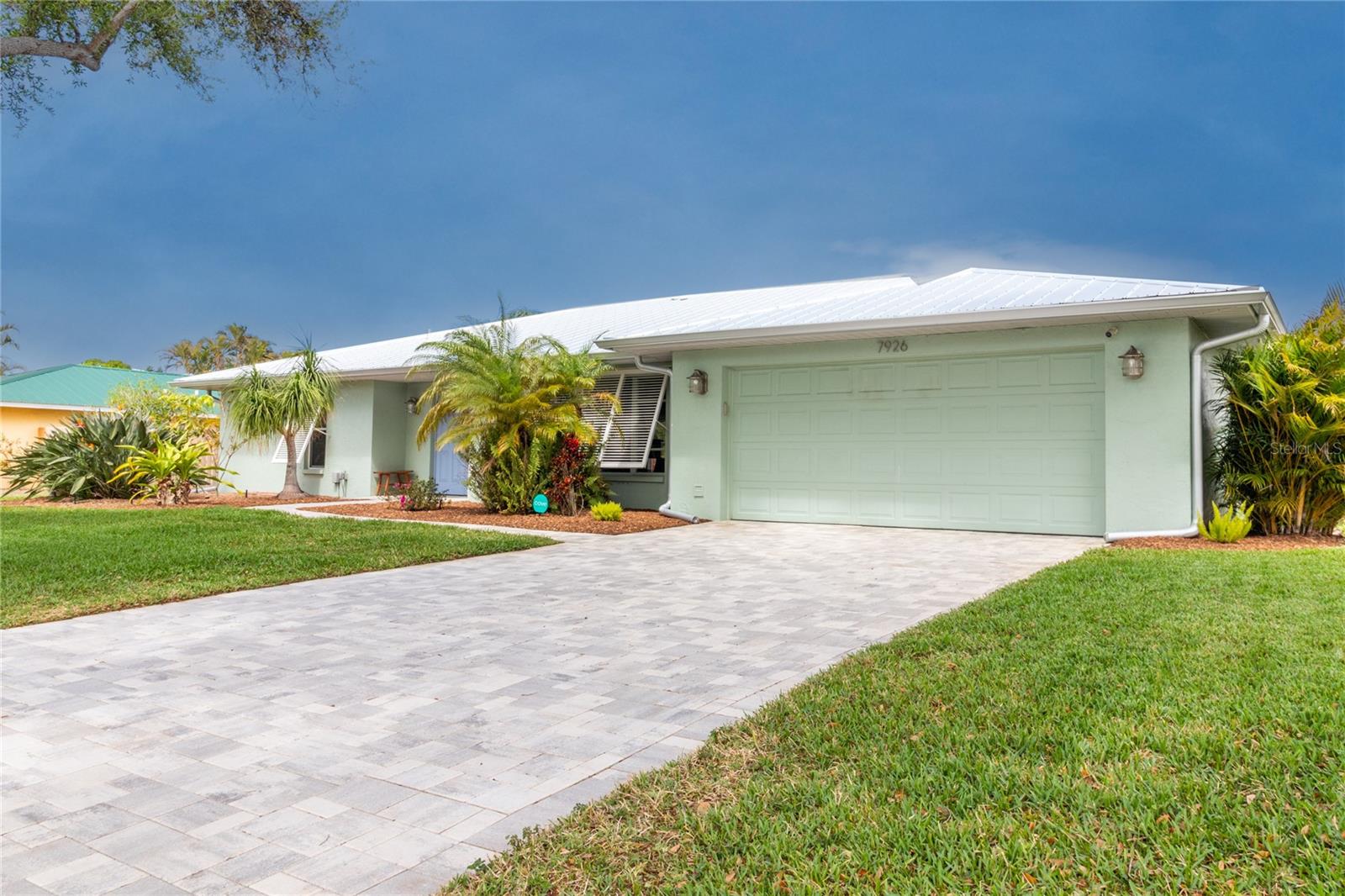 DESOTO LAKES COUNTRY CLUB COLONY 5 - Residential